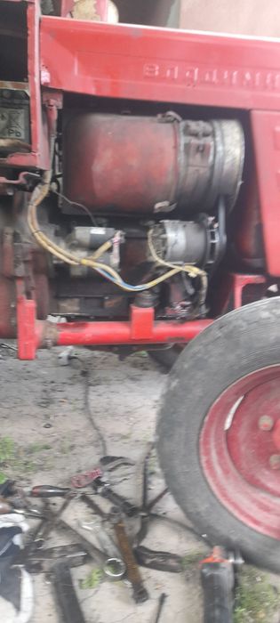 Продам трактор т25