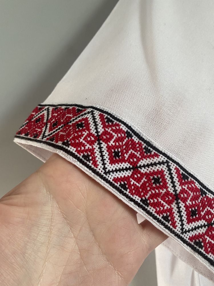 Мужская вышиванка украинская новая белая с красным