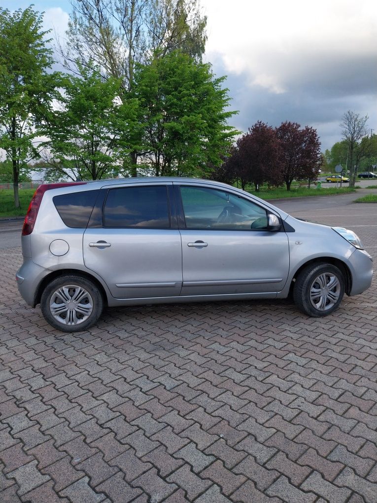 Nissan Note 1,5 diesel, bogare wyposażenie