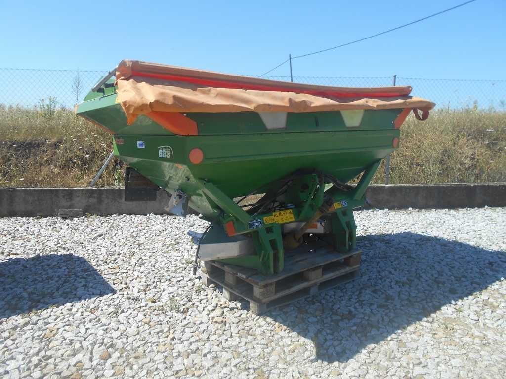 Espalhador de adubo amazone de 2.200L