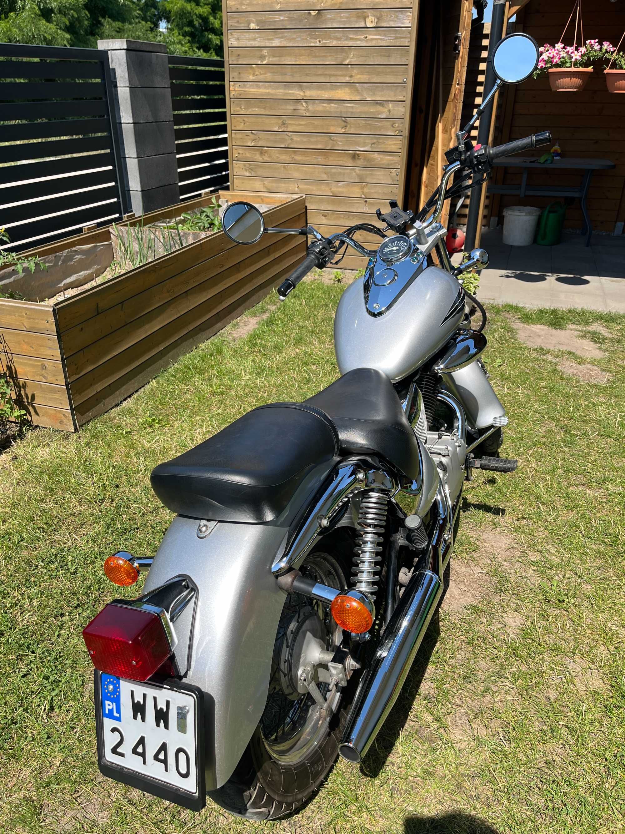 Suzuki Intruder 125