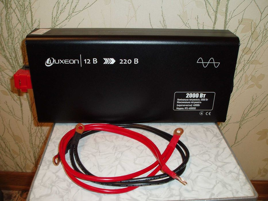 Інвертор Luxeon IPS-4000SD