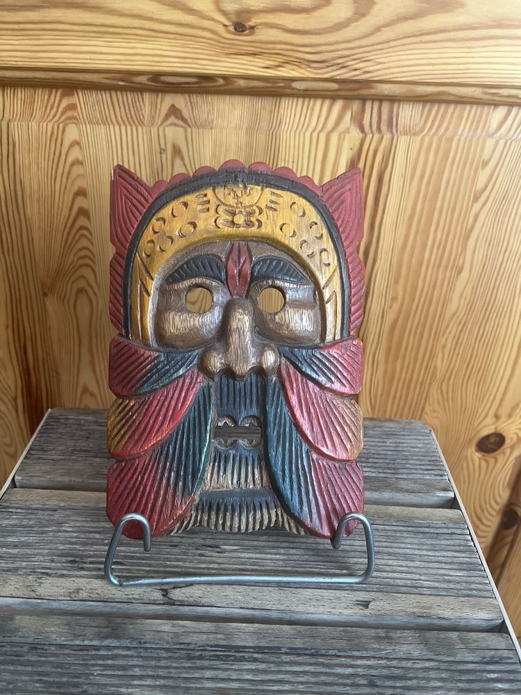 Sprzedam maskę (płaskorzeźba) wykonaną z drewna