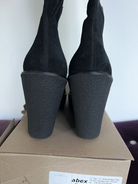 Tommy Hilfiger 40 zamszowe skórzane koturny kozaki czarne niwe