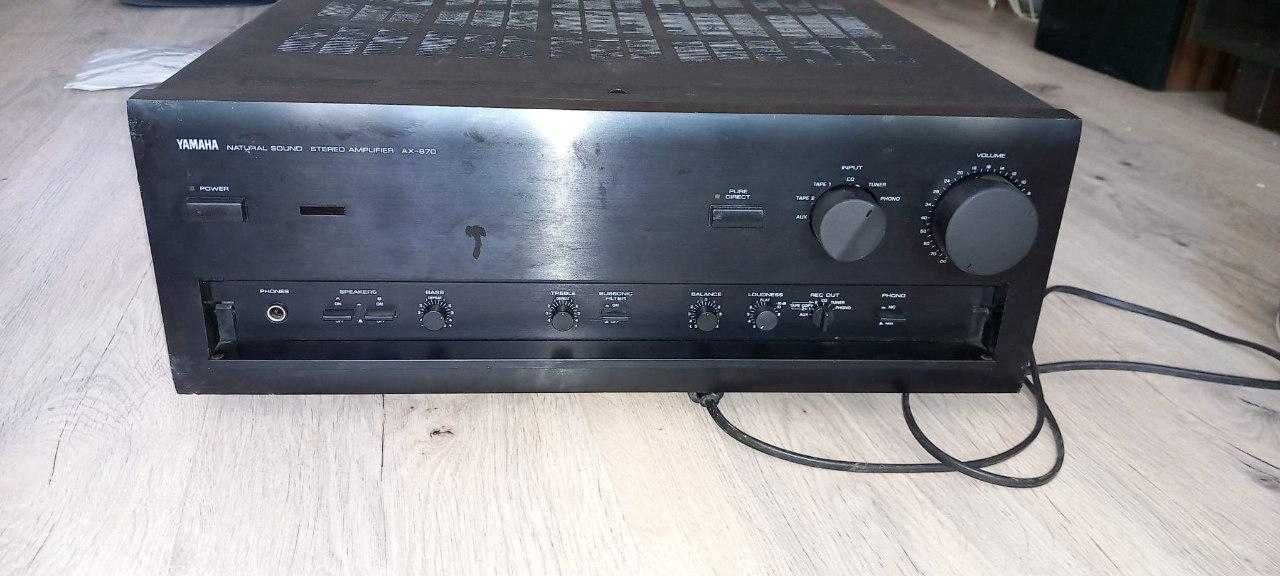 Yamaha AX-870 wzmacniacz
