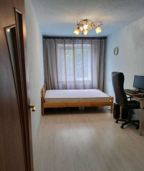 Продам 2х кімнатну квартиру м.Палац Спорту