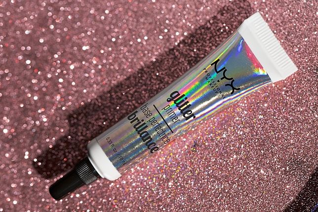 NYX Professional Makeup Glitter Primer + NYX Metallic Glitter. Vegan