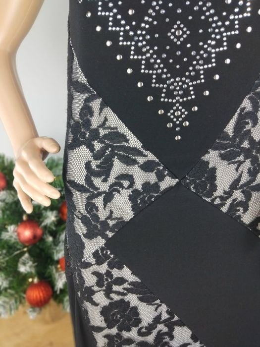 Długa sukienka wieczorowa maxi koronkowa cyrkonie asymetryczna lejąca