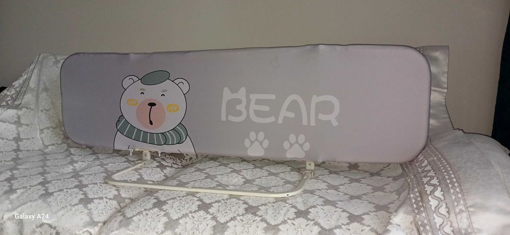 Barierka  do łóżka