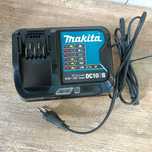 Makita DC10 SB Szybka ładowarka z funkcją chłodzenia