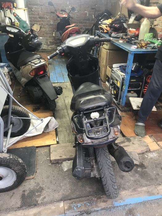 Продам  кануні.  Заводиться та йде добре