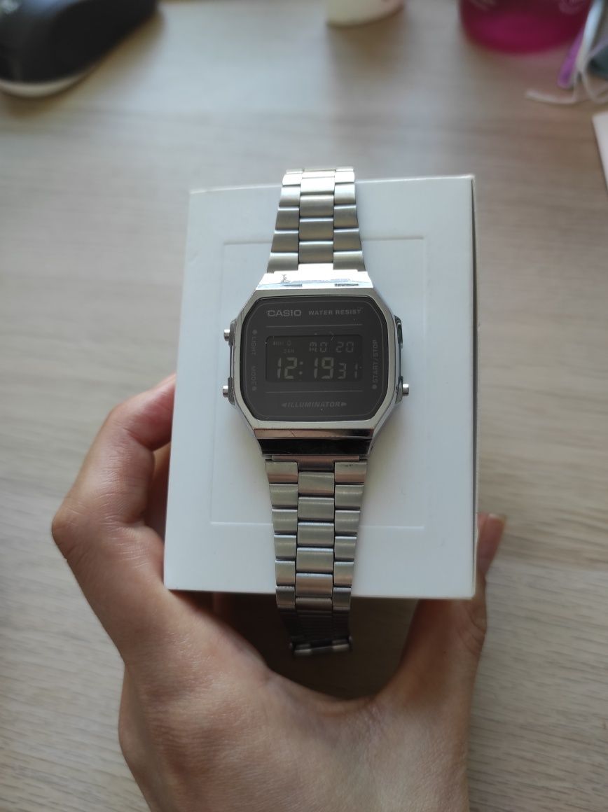 Zegarek Casio A168WEM-1EF retro