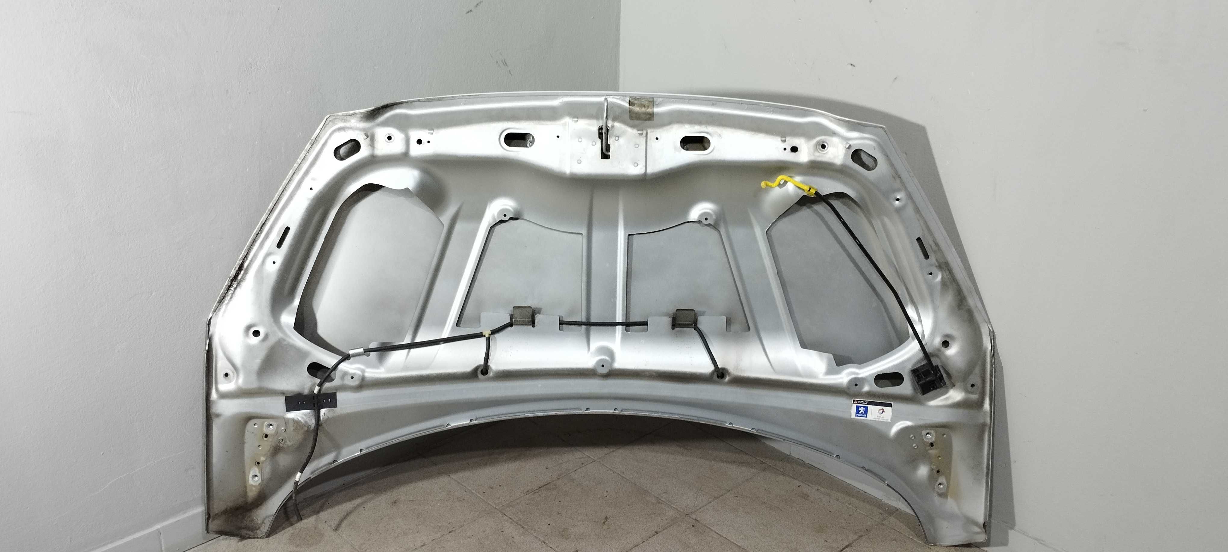 peugeot пежо 206 капот оранжевий з розборки разборки