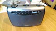 Radio przenośne Philips AE2160G/12, brak kabla połączeniowego.