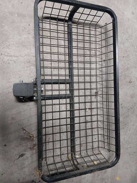 Kosz do samochodu  nowy oryginalny