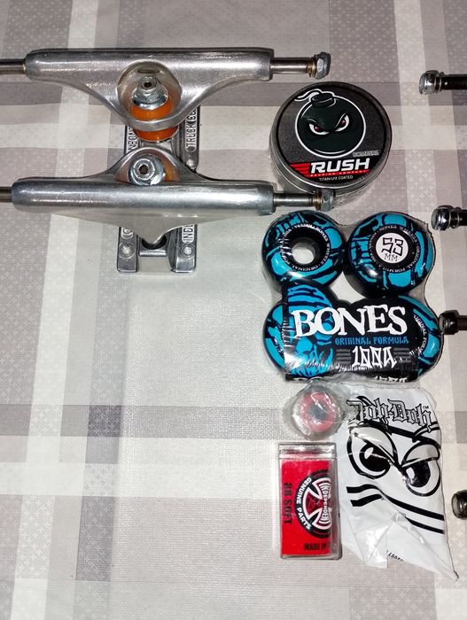 Material de skate novo