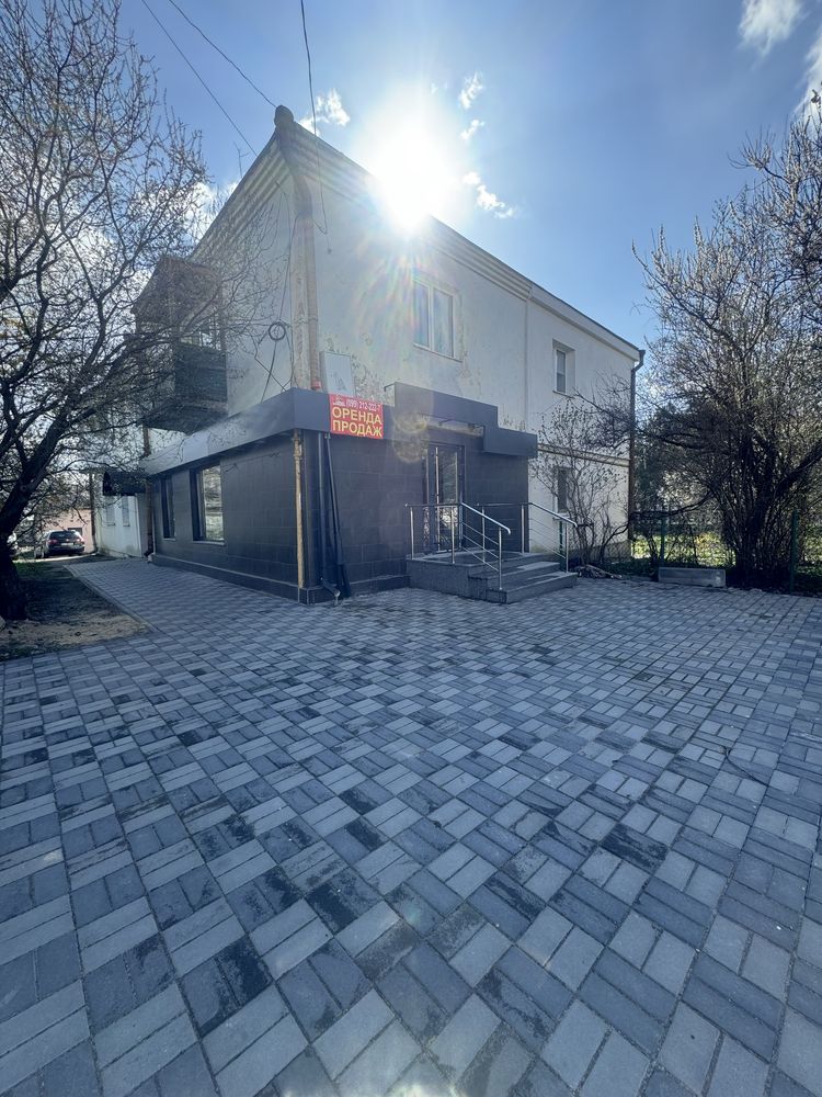 Продаж Фасадне Комерційне Приміщення 46м2 ЦЕНТР м.ЛУЦЬК