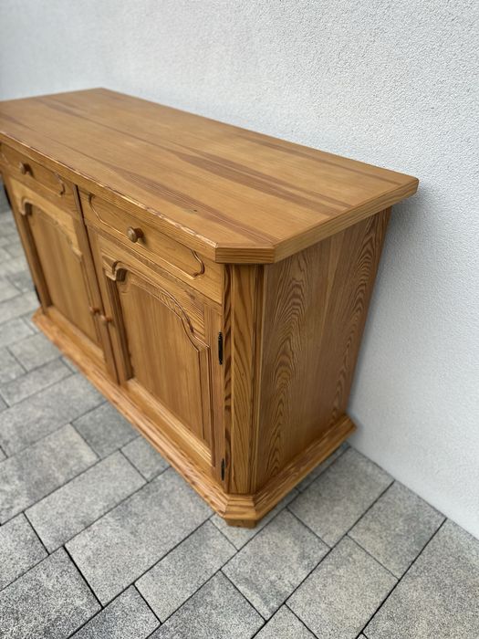 Komoda /Kredens ZEFAM PRL – odnowiona, drewno sosnowe, vintage retro