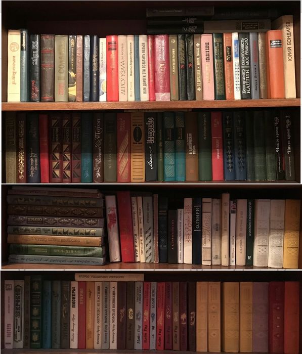 КНИГИ 856 шт.+ полиці зі склом 6 шт.