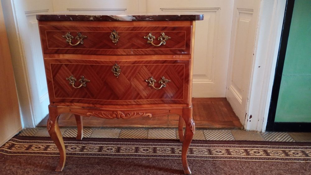 Sprzedam komodę z blatem marmur