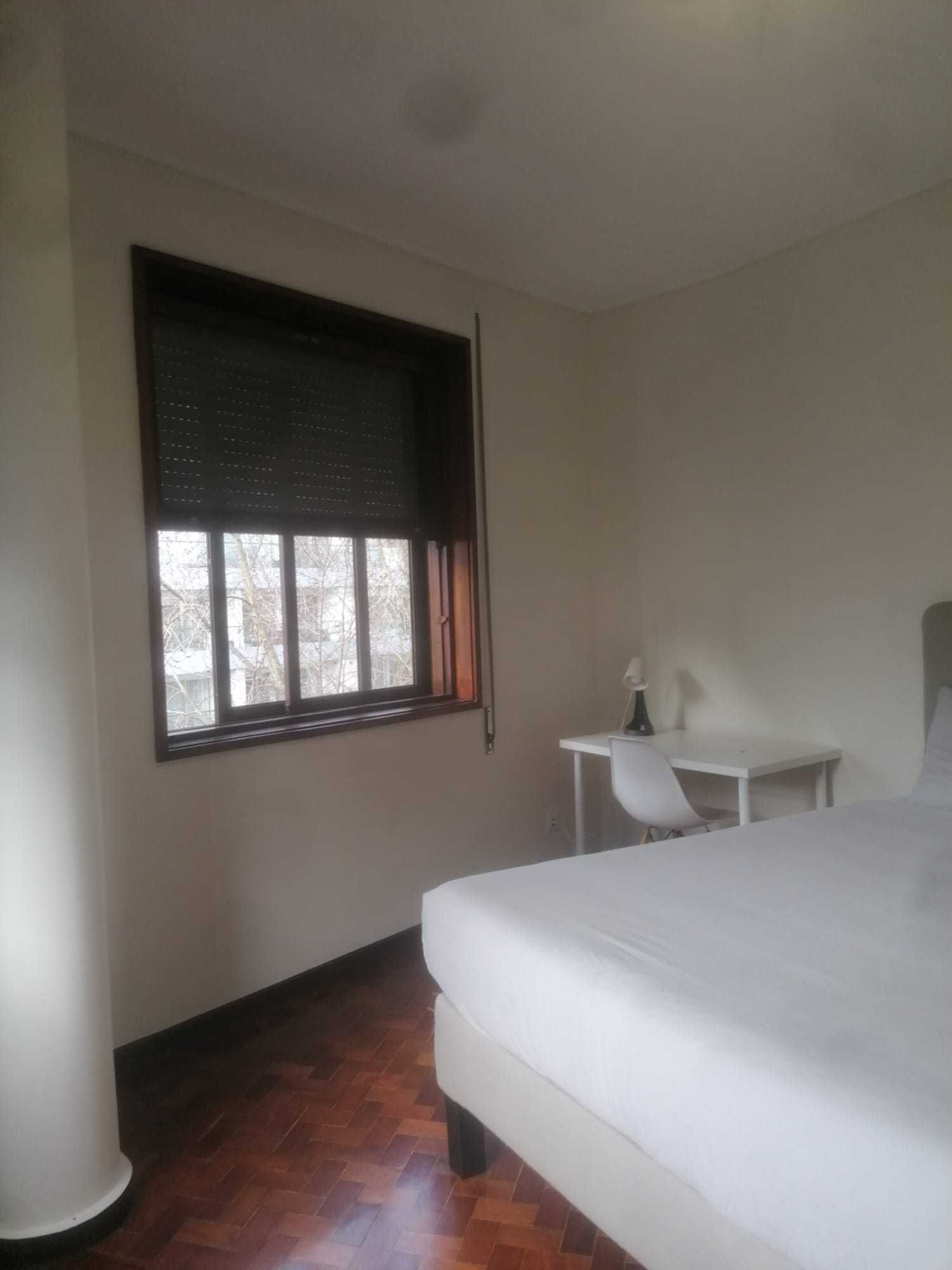 QUARTO INDIVIDUAL, ENTRADA EM AGOSTO - JARDIM DO MORRO