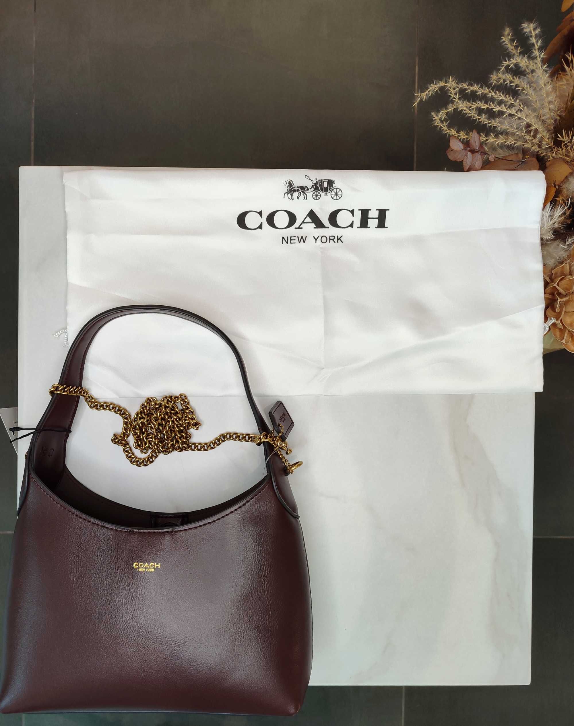 Сумка Coach Brooklyn Shoulder Bag 23 Maple