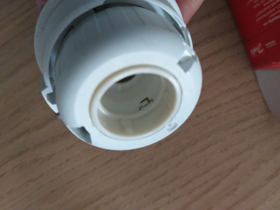 4 Głowice termostatyczne nowe