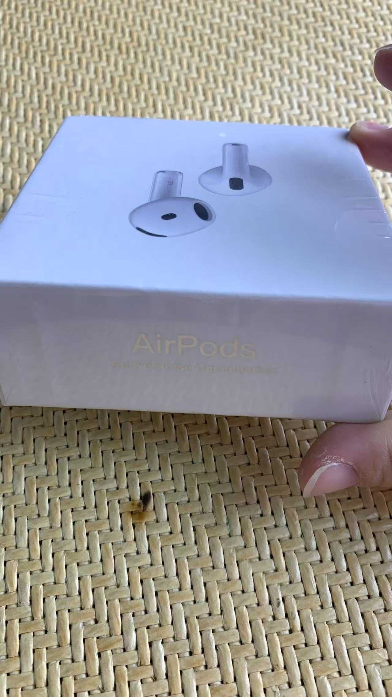 Słuchawki Apple AirPods 4| Nowe,|z aktywną redukcją hałasu