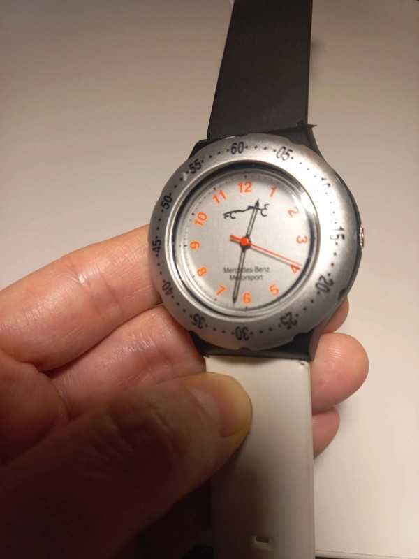 Zegarek Swatch Mercedes Benz MotorSport