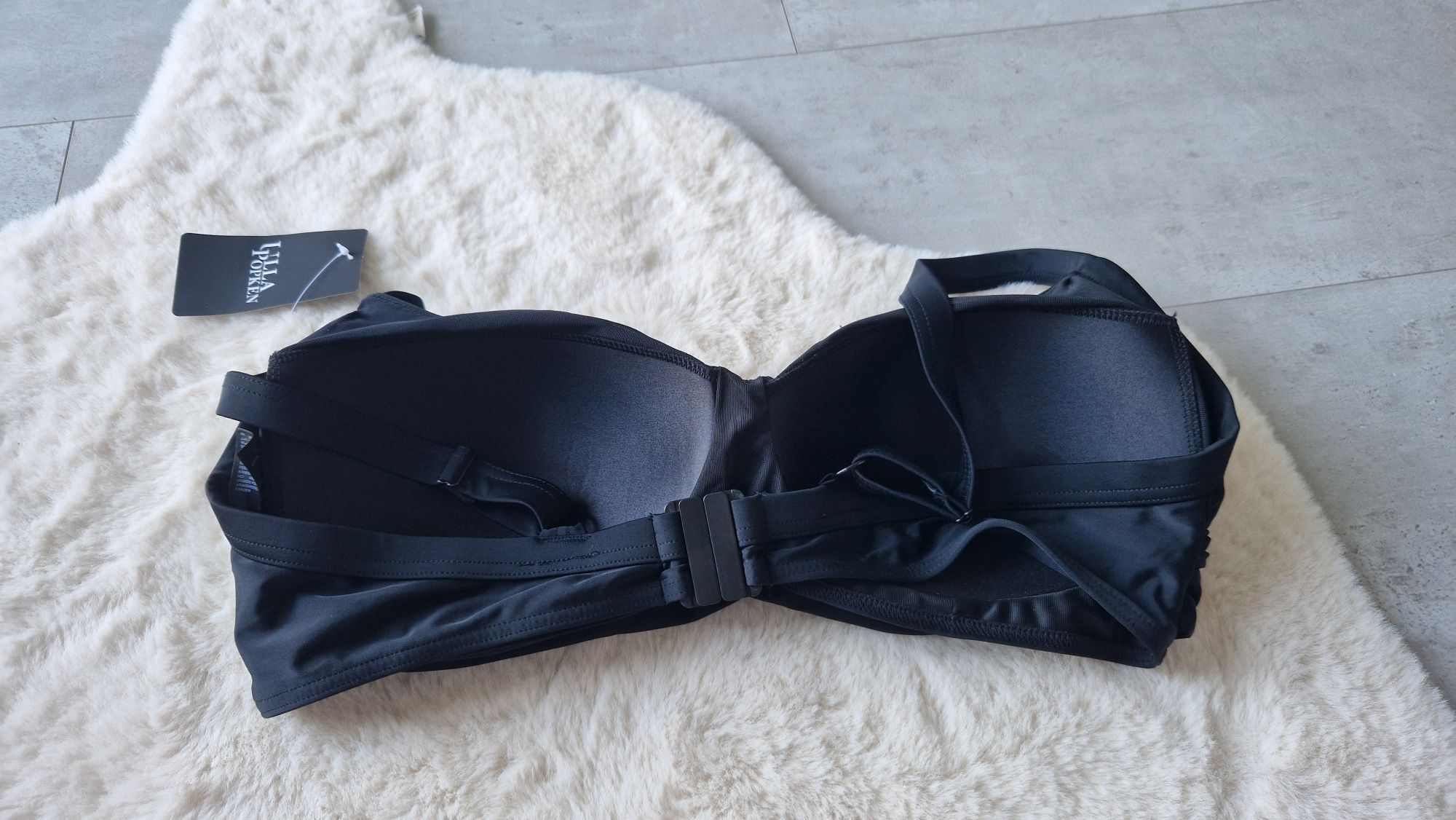 Czarny stanik od stroju kąpielowego eu48 plus size