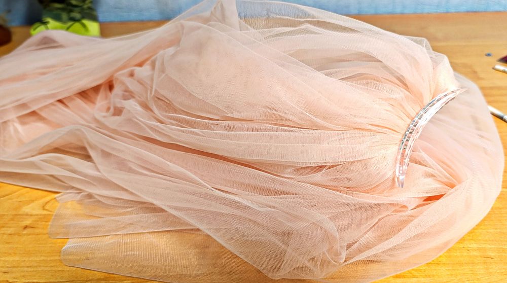 Фата весільна з фатину