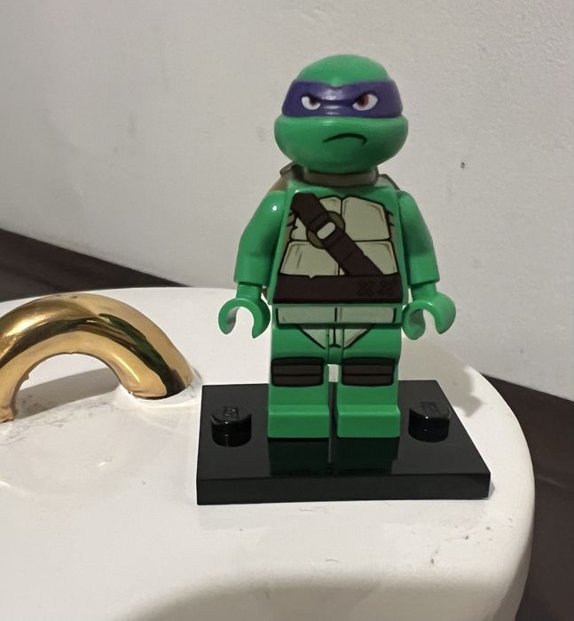 Minifigurka figurka lego Donatello Wojownicze żółwie Nindża ninja zółw