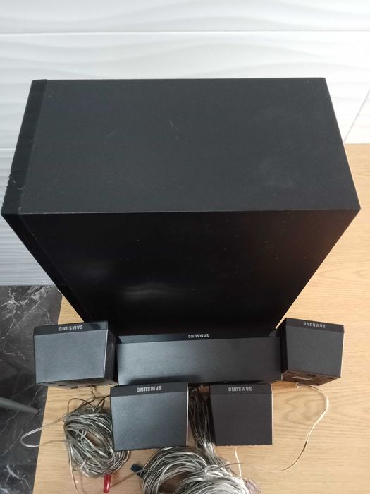 Sistema de colunas Samsung - Home cinema