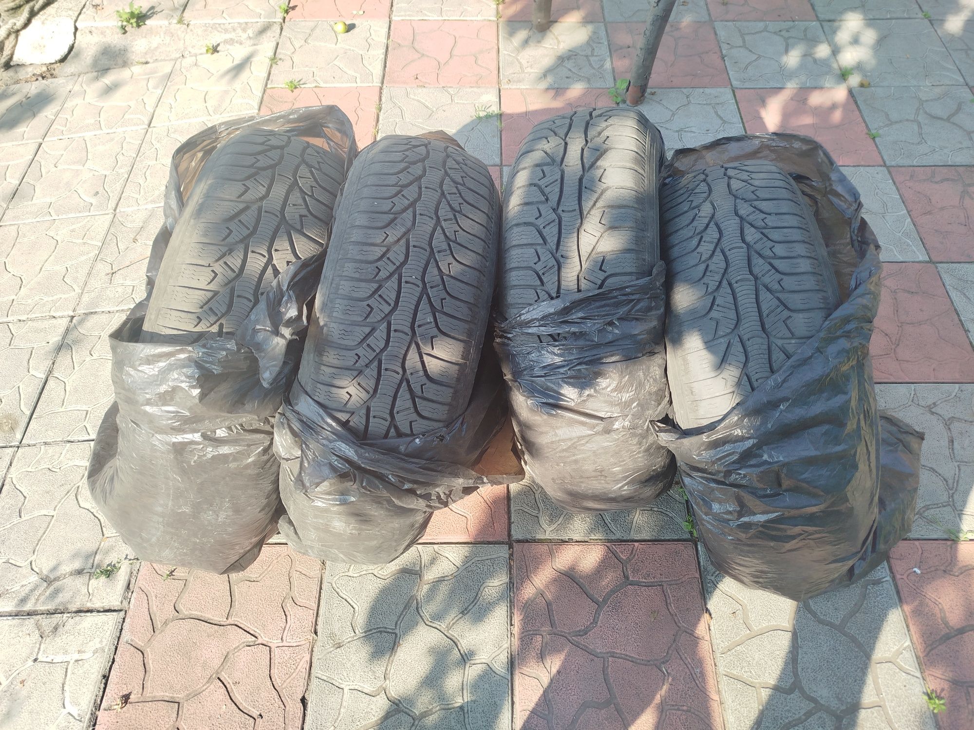 Комплект зимней резины R 14 175/65