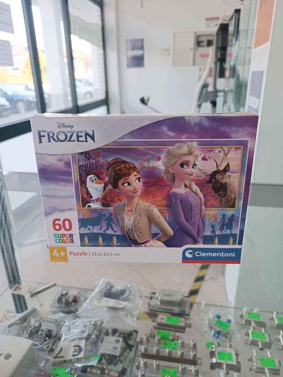 Puzzle Clementoni Disney Frozen SuperColor 33,5x23,5cm 60 peças