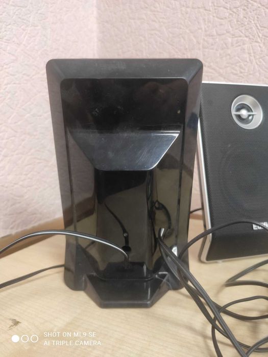 Колонки EDIFIER в гарному стані