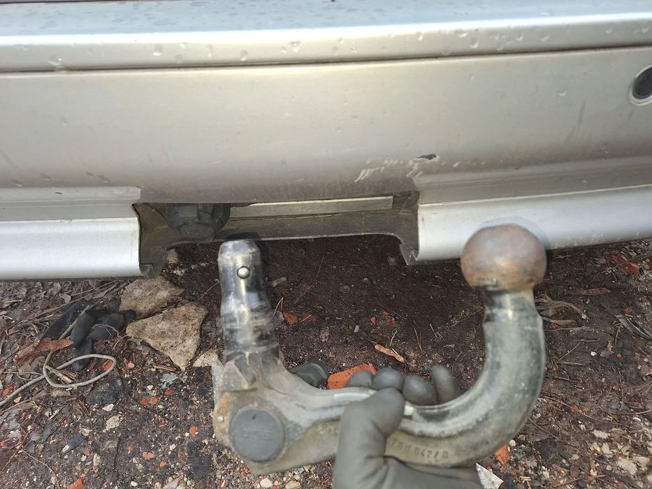 Bmw e39 lift kombi Hak holowniczy wpinany - oryginał