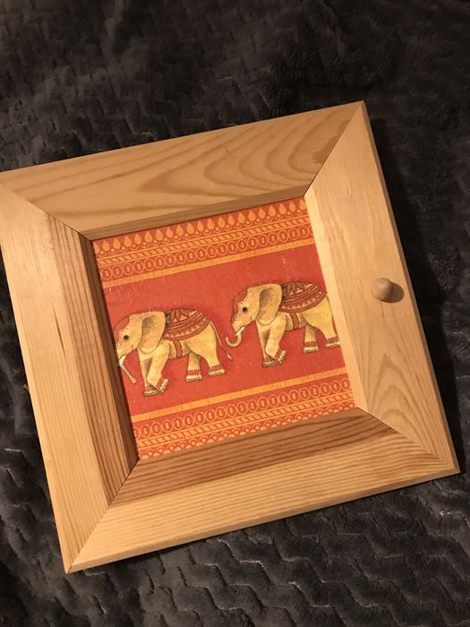 Ключниця на стіну