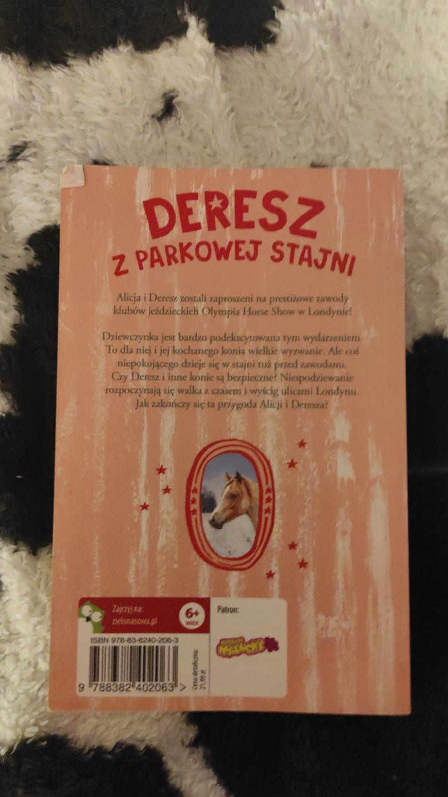 Deresz z parkowej stajni. Olivia Tuffini