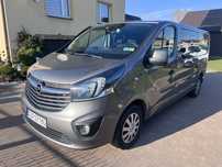 Wynajem busa 9 osobowego transport ludzi
