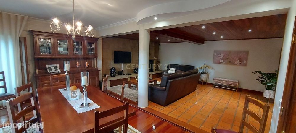 Casa Isolada em Chaves com Jardim a 2 min do centro da cidade