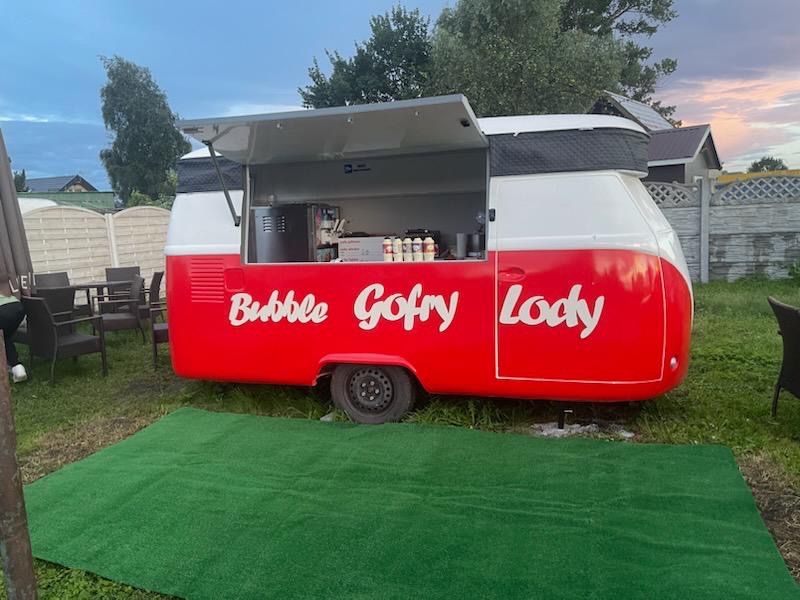 Przyczepa gastronomiczna na wzór VW Bulli