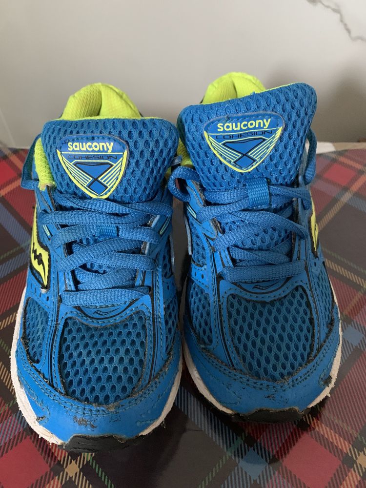 Детские кроссовки фирмы saucony оригинал