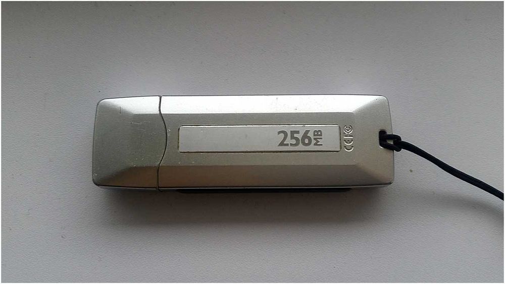 Pendrive Kingston Data Traveler II 256MB USB Retro Vintage Unikat 2000