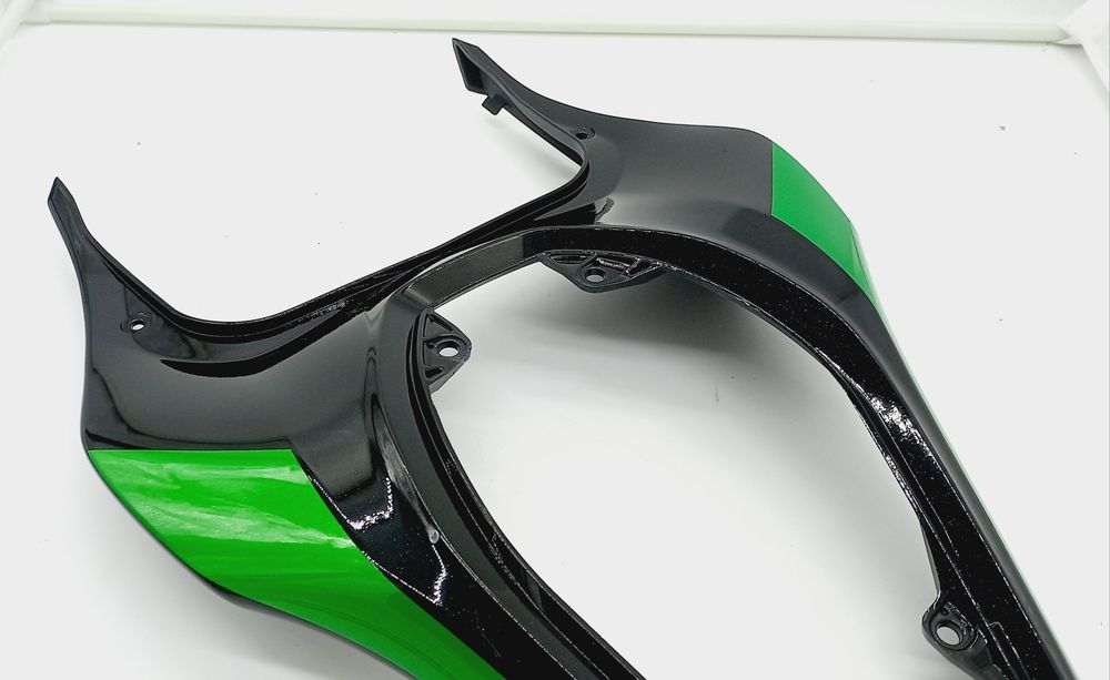 kawasaki z900 ogon zadupek owiewka czarny metalik