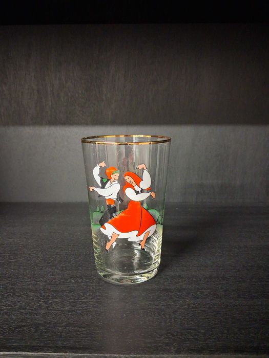 Colecção Copos - Copos Antigos Vintage com Danças Regionais