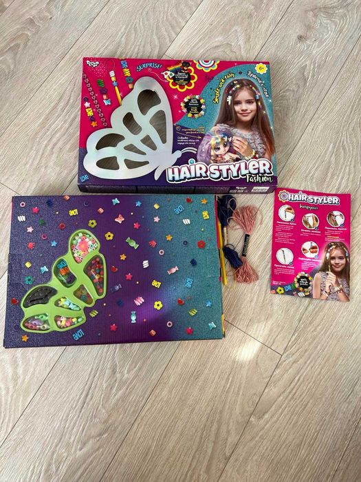 Для дівчинки  плетіння для волосся