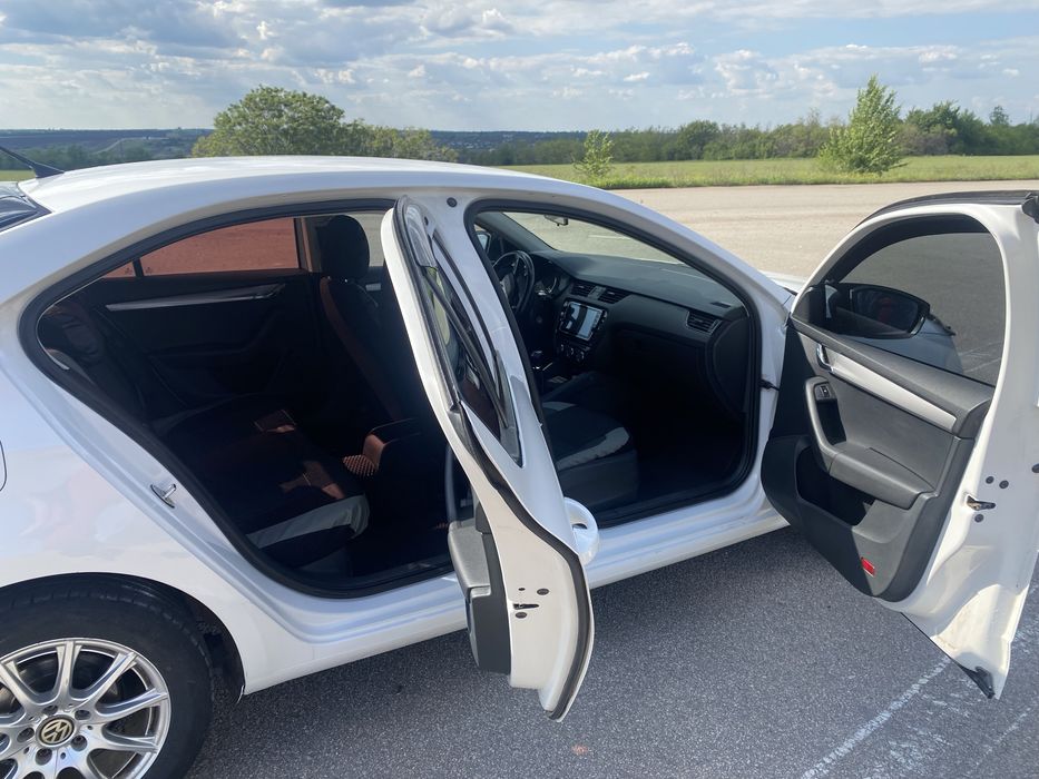 Шкода А7 в доброму стані