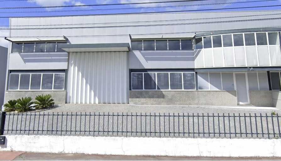 PAVILHÃO PARA ARRENDAMENTO EM LORDELO