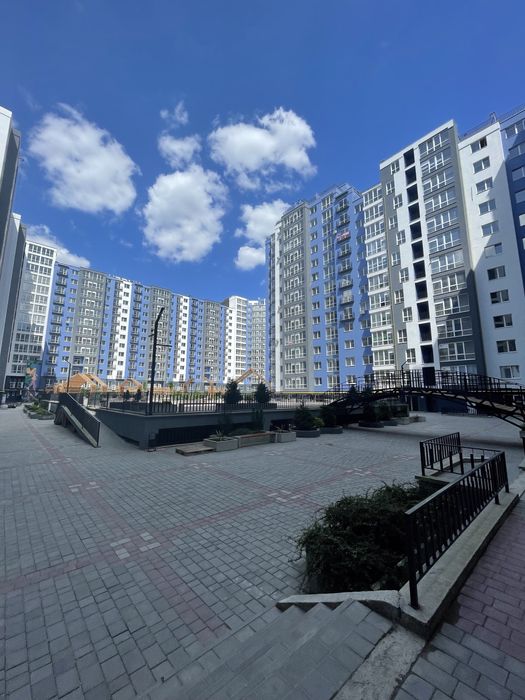 Продаж паркомісця ЖК Містечко Центральне